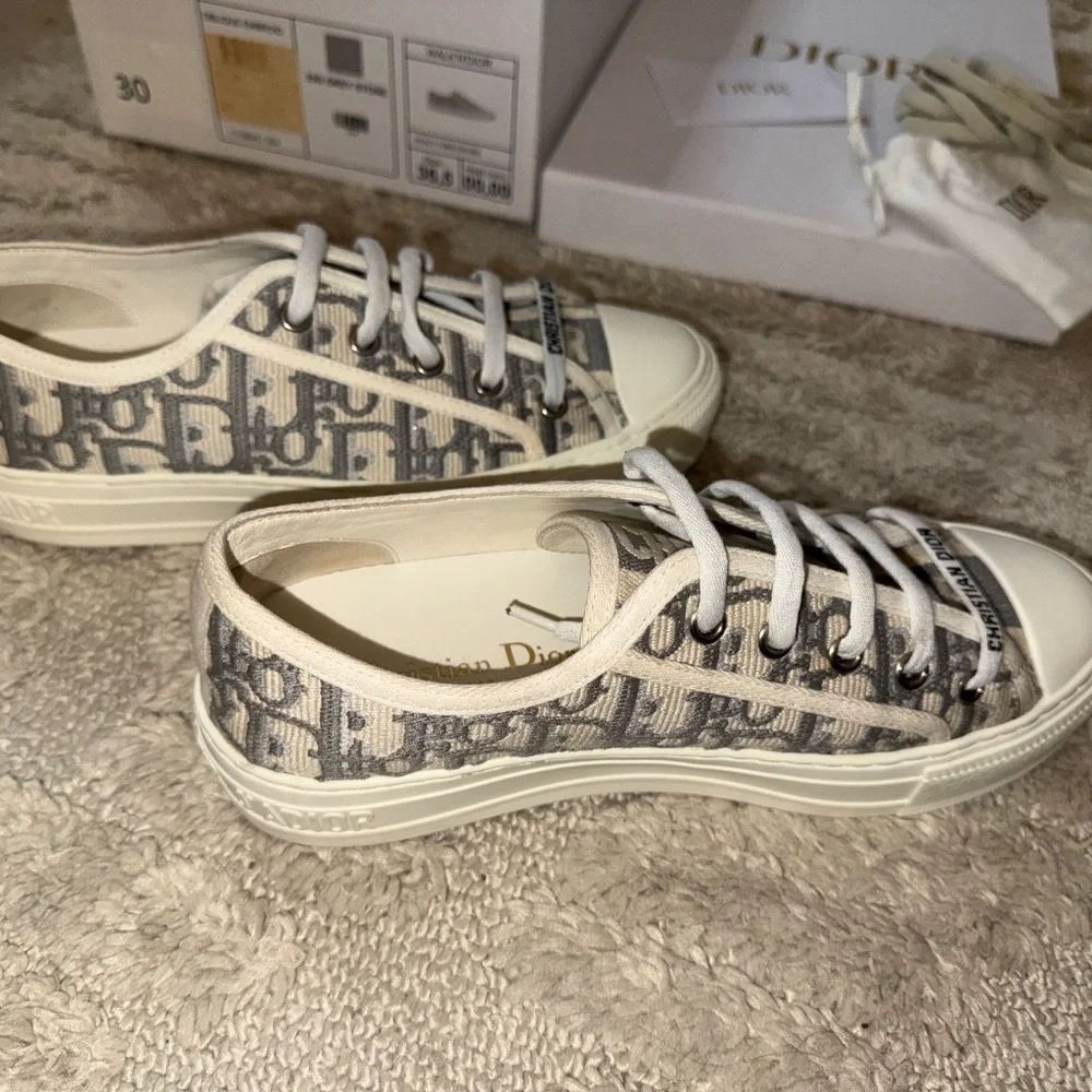 Christian Dior Sneakers - Picture 4 of 7